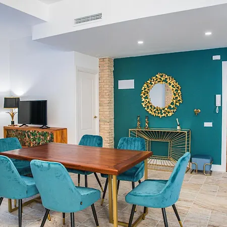Laura Puerto Apartment